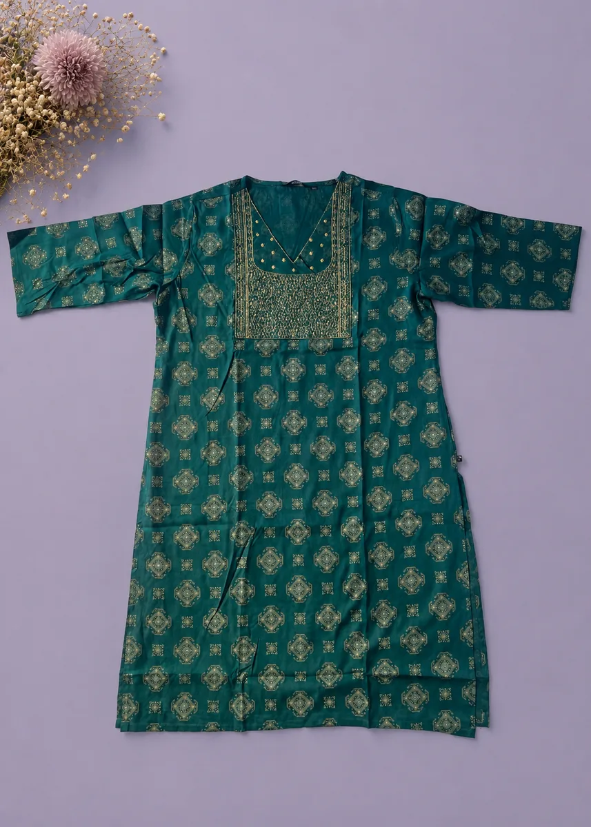 Emerald Elegance Embroidered Kurta with Gold Zari Work